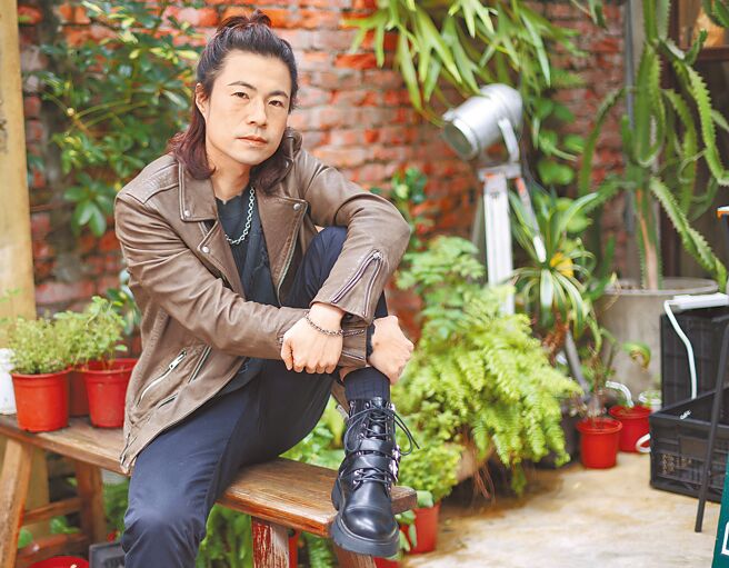 李其燊个性乐观，不向命运低头。  （陈俊吉摄）