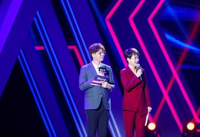 第十一届海峡两岸电视主持新秀会荣获「最佳新秀」-台湾选手苏子朋。(提供/第十一届海峡两岸电视艺术节)