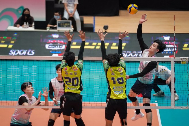 连庄与conti现场战况。(中华排协提供)