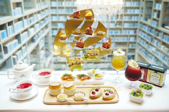 大地酒店推出「永续漫旅住房专案」，可获一套「TWININGS×大地双人下午茶」。图／大地酒店提供