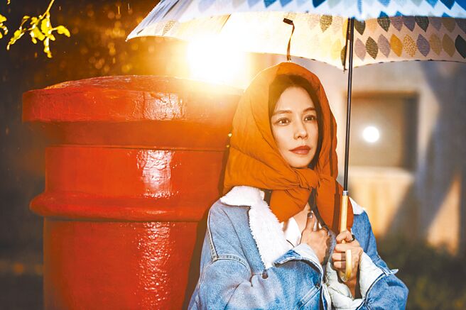 徐若瑄近来推出新歌，感性唱出对粉丝的爱。（索尼音乐提供）