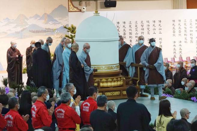 佛光山13日举行星云法师圆寂讚颂典礼，向已故佛光山创办人星云法师告别。（中时资料照／黄子明摄）