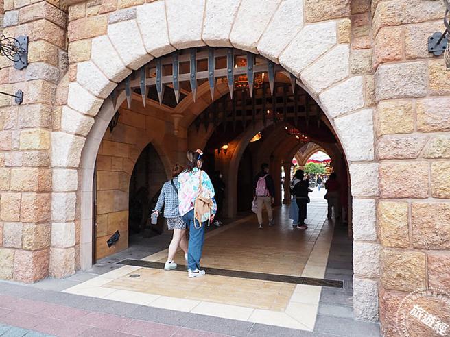 城堡可以走进。（洪书瑱／摄）