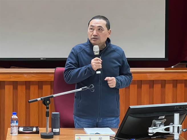 侯友宜表示，能源政策是中央主导。（王扬杰摄）