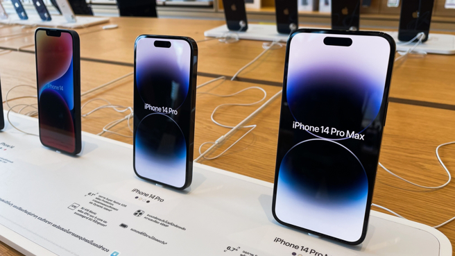 市调机构指出，iPhone 14 Pro Max採用苹果多款自主设计的晶片。（示意图/达志影像/shutterstock）
