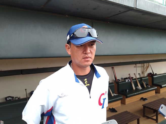 经典赛中华队投手教练王建民。（毛琬婷摄）