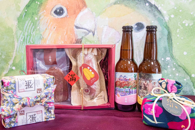 时事评论人朱骏投书媒体认为，台南市长黄伟哲的情人经济学，可以作为其他县市的参考范例。(戴志扬翻摄)