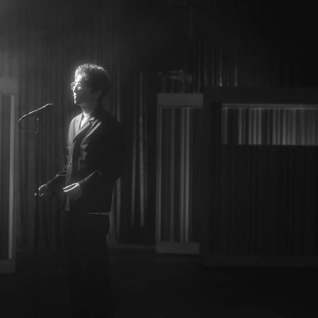 林志炫推出新歌《我忘了我已老去》与MV。（宽宏艺术提供）