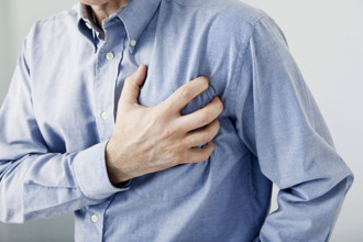 痛感遠大於心絞痛 心梗有6症狀 就醫前快做2事保命