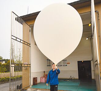 國防部：台海發現大陸氣球 皆氣象探測用