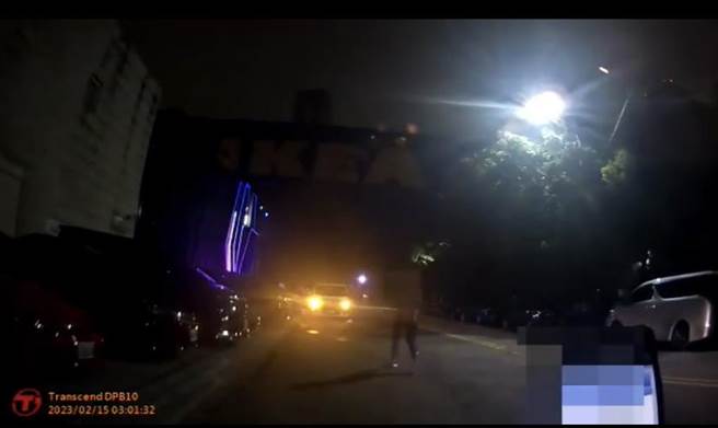 林姓通缉犯15日凌晨遭盘查谎报身份后逃跑。（翻摄照片／张亦惠台中传真）