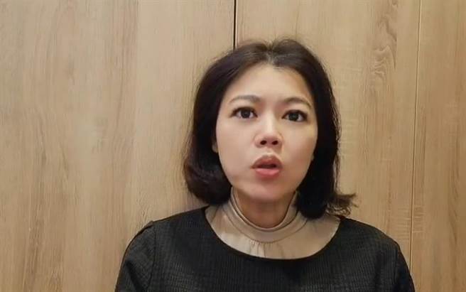 有台北市公務員抱怨，下班時間被要求參與燈會「主題之夜」，反而變成加班之夜，台北市議員游淑慧緩頰稱，這應該是VIP的邀請性質，雖少數公務員有所抱怨，但不該抹煞市府的誠意。（台北市議員游淑慧提供／李奇叡台北傳真）