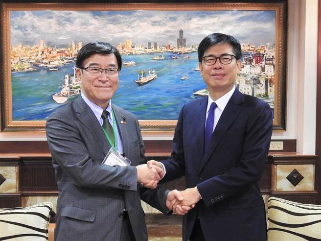 日本富山县冰见市长林正之率市府官员、浅野总一郎翁事蹟彰显会及企业相关人员15日拜会高市府。（高市府行国处提供／洪浩轩高雄传真）