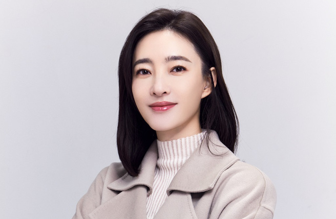 王丽坤遭爆料富豪尪涉嫌诈骗。（图／微博）