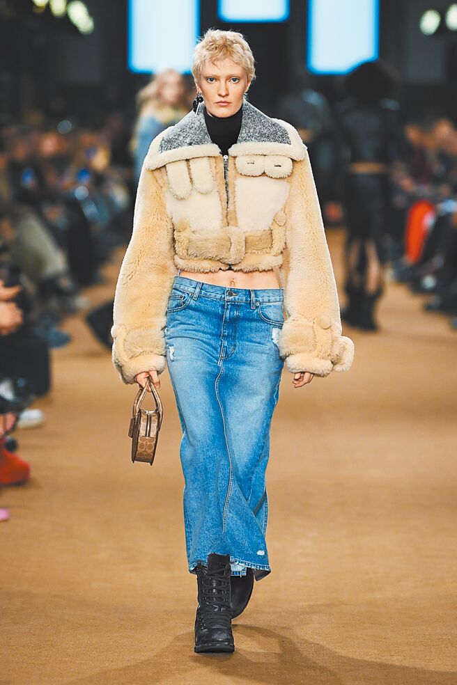 COACH 2023秋季系列本次大秀选址于古蹟的第七军械库举行。（CFP）