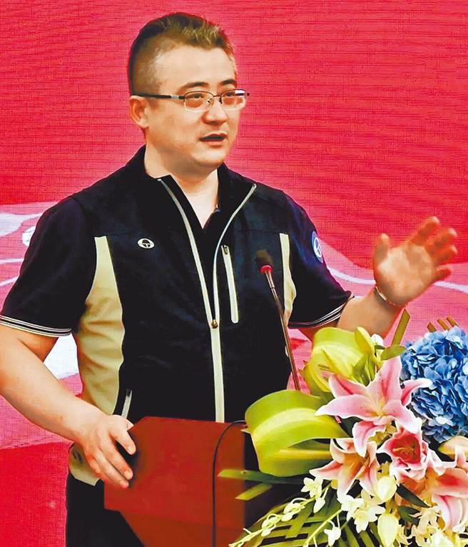 台北市政府15日表示，陆委会已核准上海市台办副主任李骁东等6人来台参加灯会活动及参访市政建设。（陈怡诚摄）