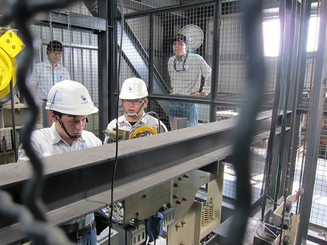 电梯工程师班安排企业实习，图非正式训练画面，为厂商示意图。（桃竹苗分署提供／蔡明亘桃园传真）