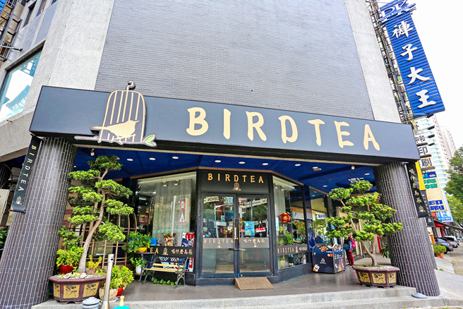 今年成立第30年的PK褲子大王，將針對門市全面改裝，嶄新設計呈現北中南旗艦店氣勢。(攝影/Carter)