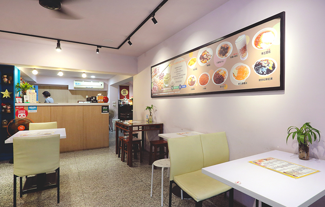 糖圓圓在文化中心商圈經營逾20個年頭了。(攝影/Carter)