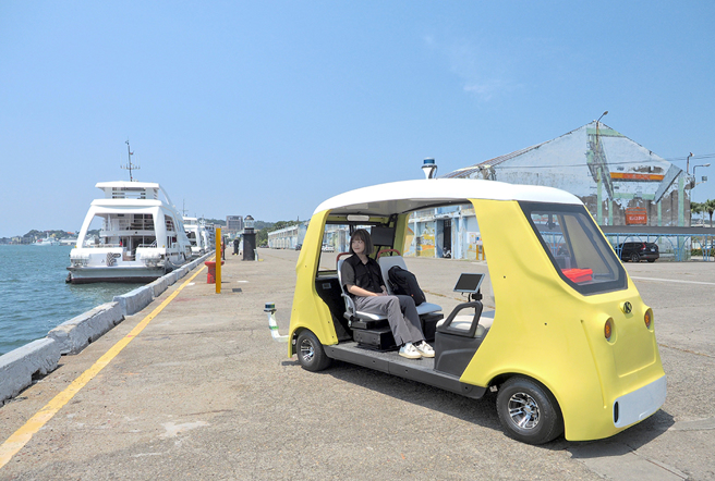 高雄积极推动电动自驾车产业，以首屈一指的5G高速网路环境，吸引自驾新创产业进驻，成为自驾车研发大城。(图片提供/勤崴国际)