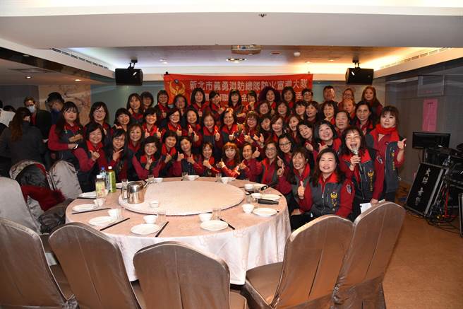 新北市义消防宣大队今日举办绩优有功人员金宣奖暨服务满15年资深人员年纹奖表扬大会。（新北市消防局提供）