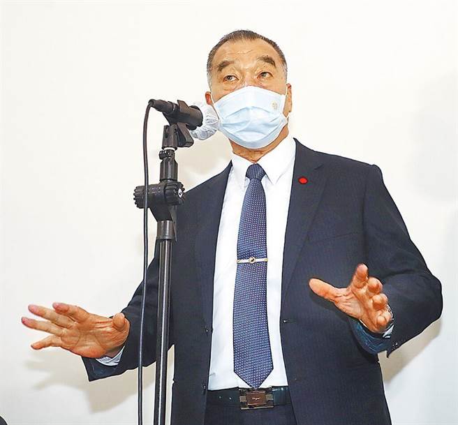 國防部長邱國正表示，馬祖部隊跟我們通聯，海纜是之一，但國軍還有其他方式。（本報資料照片）