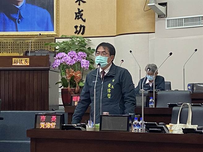 台南市长黄伟哲强调「市民反对，我们就反对」的立场。(曹婷婷摄)
