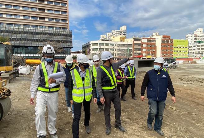 彰化市延平公园地下停车场兴建统包工程，目前已完成主体结构混凝土浇置，预计今年8月底完工。（彰化县政府提供／吴敏菁彰化传真）