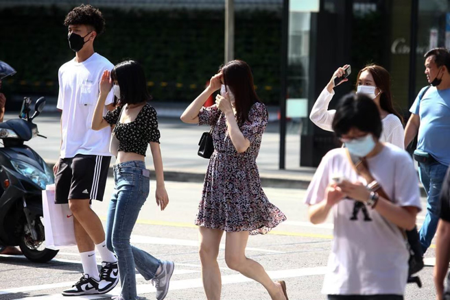 由于大陆冷气团减弱，各地白天气温将回暖。（示意图／资料照，邓博仁摄）