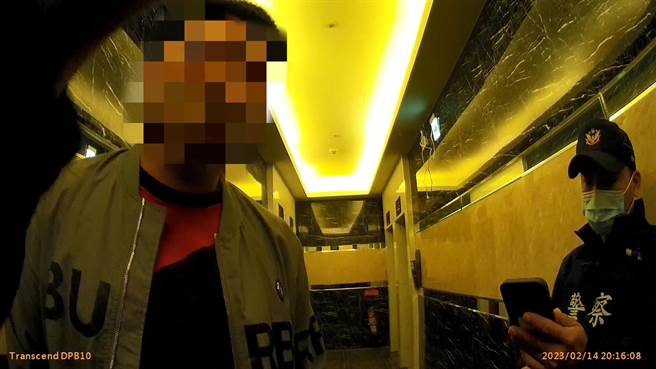 郭姓通缉犯谎称通缉的人是他弟弟，但最后还是被指纹辨识系统揪出通缉犯就是他本人。（翻摄照片／张亦惠台中传真）