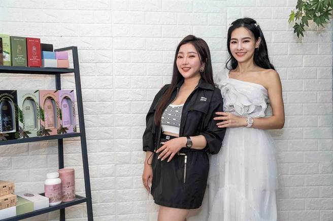 天后闆妹（左）和王思佳一起做公益。（TVBS提供）