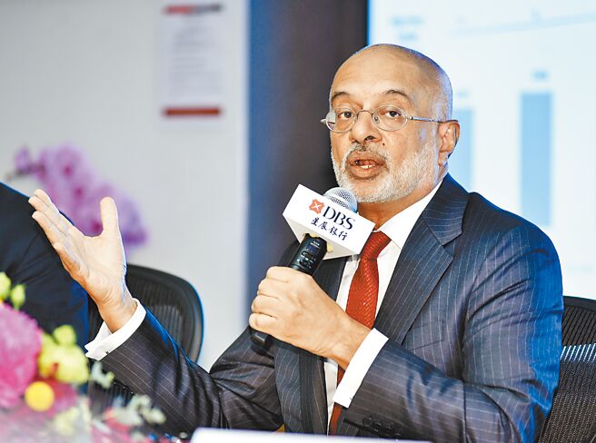 台海局势升温，星展集团执行总裁高博德16日表示，地缘政治最终会务实解决，爆发大规模的衝突机率不高。（顏谦隆摄）