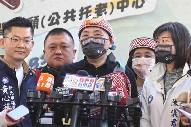 侯友宜表示，收到监察院公文后会详细向大家报告。（王扬杰摄）