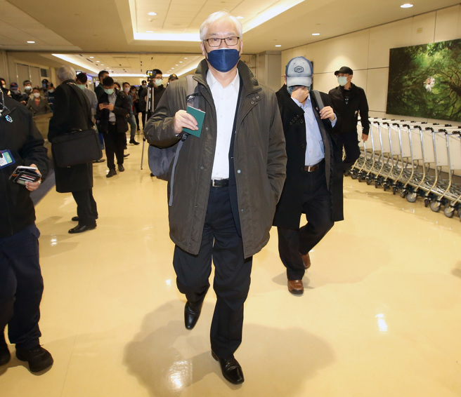 国民党副主席夏立言17日返台时表示，此行已经达成设定的目标，是成功而正面的访问行程。（范扬光摄）