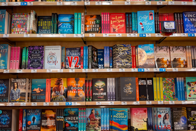 美国一名父亲11年前出书后，销售量并不佳，近日他的女儿拍抖音宣传，没想到竟变成畅销书。(示意图/达志影像)