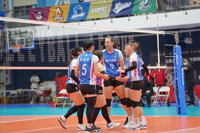 台北鲸华已经提前登上今年企排女子组例行赛冠军宝座。(中华排协提供)