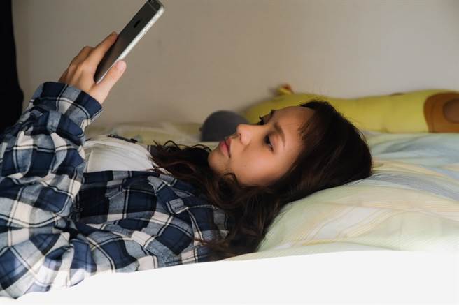 黄姵嘉失恋疗伤会放纵自己。（公视台语台提供）