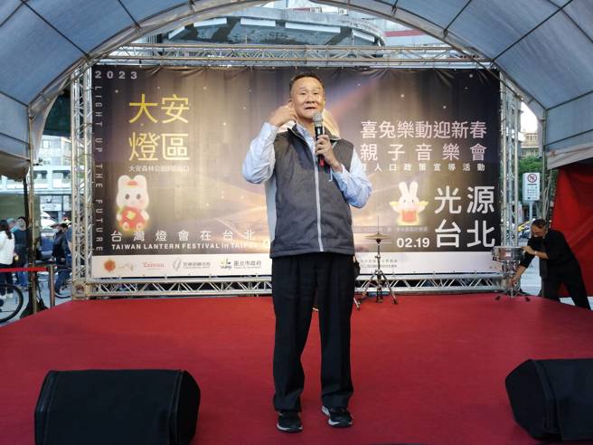 李条凰副区长致词。(大安区公所提供)