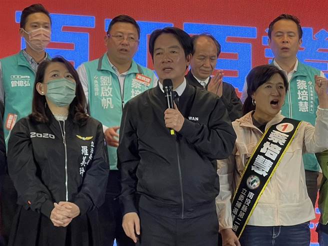 民进党主席赖清德为南投立委补选候选人蔡培慧辅选，强调这一场选举要争的是公平正义。（杨静茹摄）