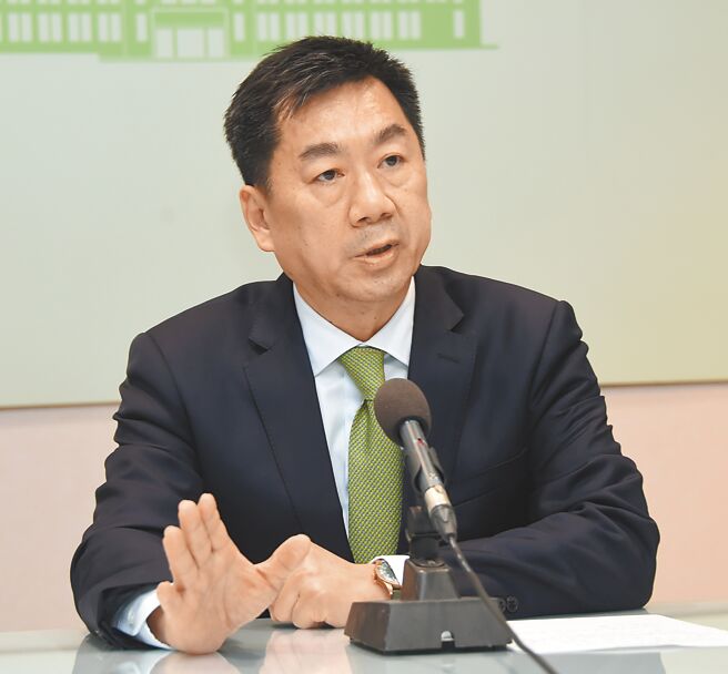 陈宗彦昨日下午才出面说明自己从未被检调约谈、侦办、调查，绝对没有逾越分际，还痛斥特定媒体未查证，晚间却决定请辞。（季志翔摄）