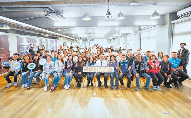 桃市府青年局3处青创基地提供办公空间与创业服务，联合招募即日起开跑，共释出9组独立办公室与38组共同工作空间，申请至3月3日截止。（桃园市政府青年局提供／蔡明亘桃园传真）