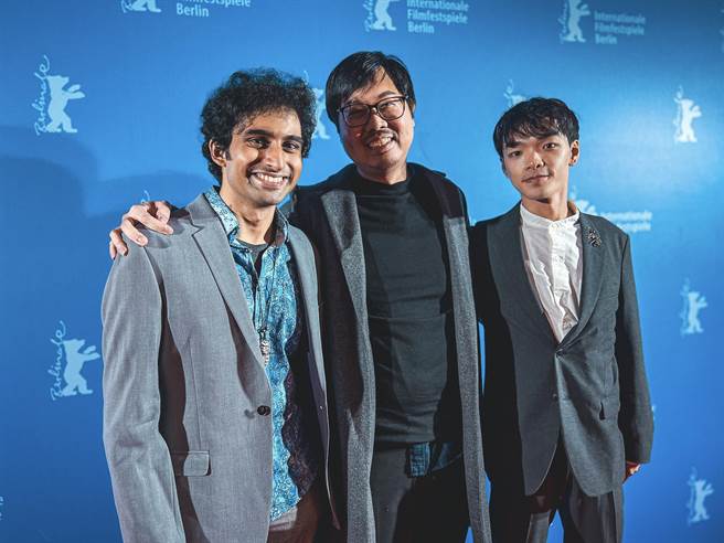 演员Lekheraj SEKHAR（左起）、导演姚志衞、陈嘉良出席柏林影展首映。（文策院提供）