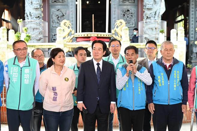 赖清德连2天到南投县辅选立委补选候选人蔡培慧，指控南投县政府挡建设。（蔡培慧竞办提供／杨静茹南投传真）