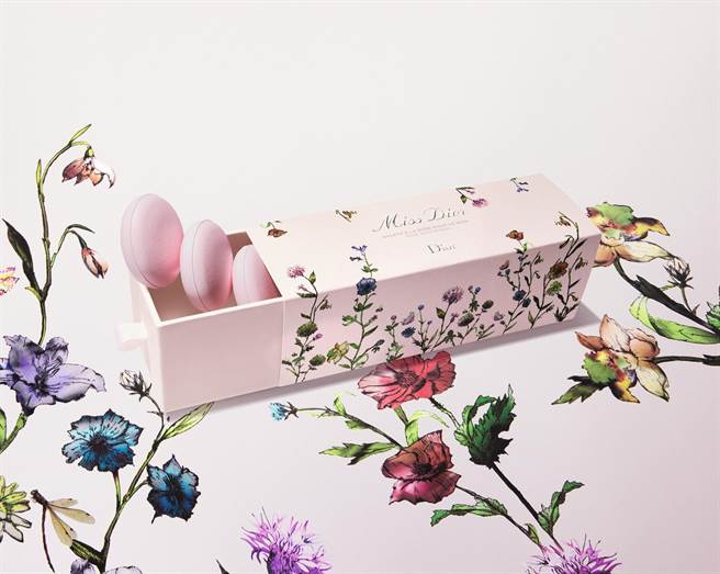 Miss Dior花漾迪奥马卡龙香浴球，售价2700元／10入。（Dior提供）