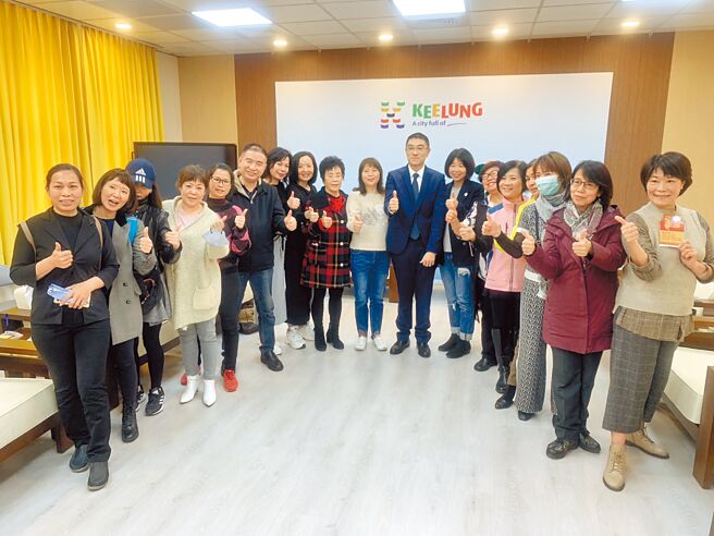 基隆市长谢国梁表示，将会针对新住民诉求，请综合发展处全力协助整合资源与布达。（徐佑升摄）