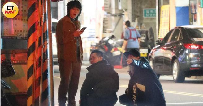 或许因为太疲累，霸天在拍摄空檔打哈欠。（图／本刊摄影组）