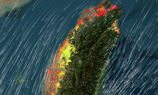 气象局长郑明典指出，19日晚间有严重境外空污移入，北北基空气品质极差。（图／翻摄郑明典脸书）