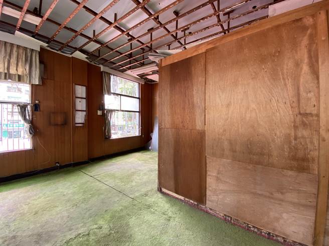 歷史建筑旧嘉义市代表会2楼旧副议长室现况。（廖素慧摄）