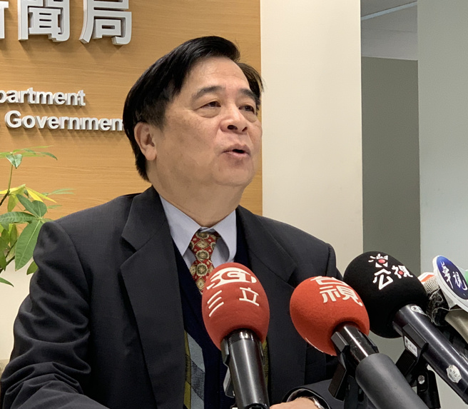 锺鸣时吁请中央辖管的国道公路台铁机捷等，中央仍应百分之百承担。 图/新北市政府提供