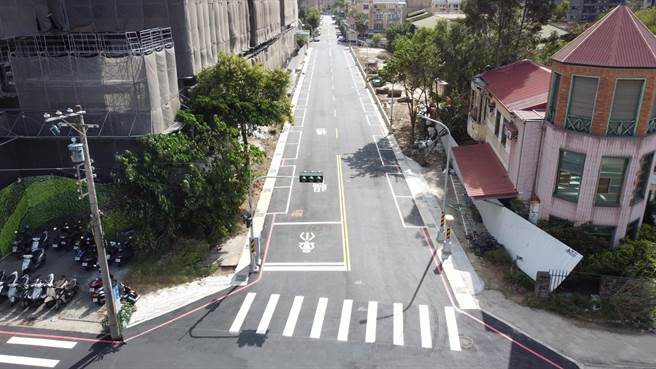 台中市「南区德吉街延伸打通工程」20日举行完工祈福典礼，未来人车往来建国南路一段与德吉街无需绕行文心南路，缩短行车距离400公尺。（台中市政府提供／张妍溱台中传真）